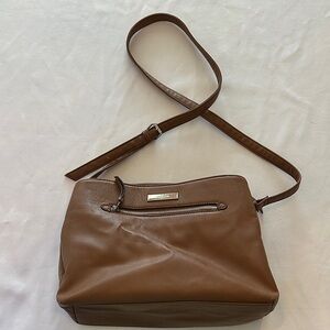 Elegant Brown Leather Shoulder Bag